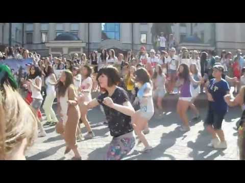 Флэшмоб Казань(16.07.2013)