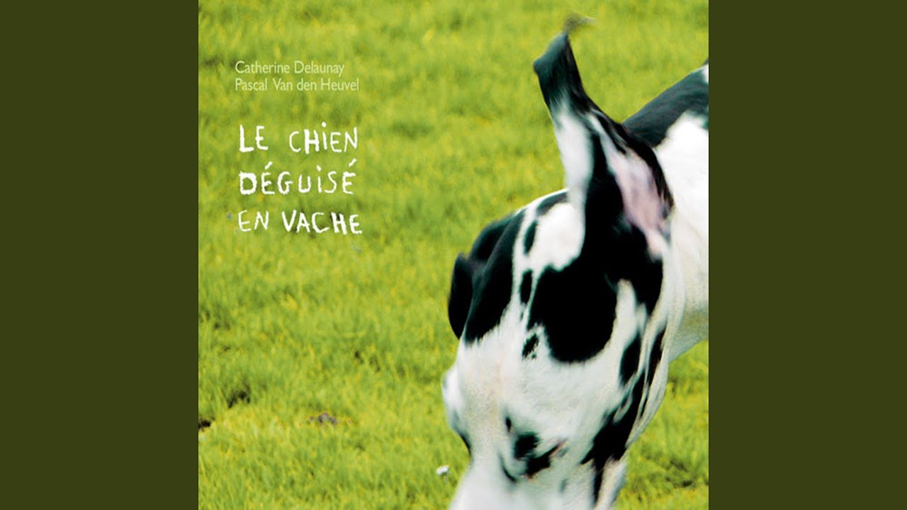 Obejrzyj Le chien déguisé en vache w YouTube