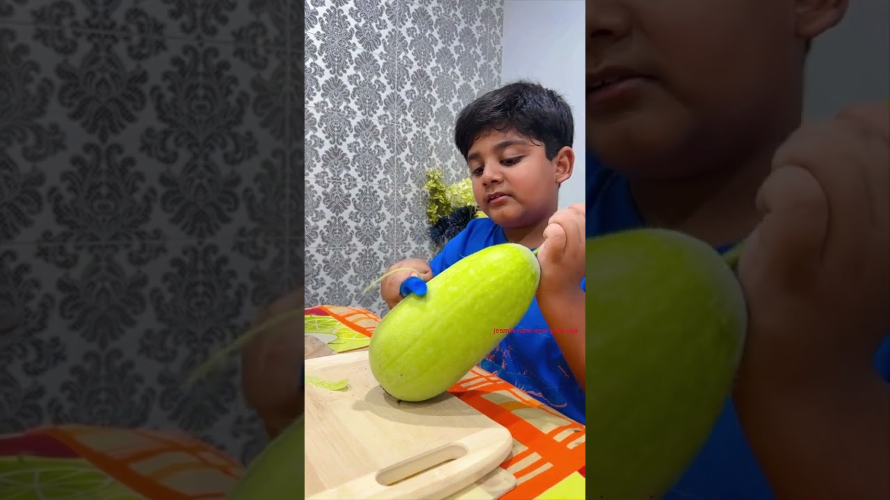 জেসমিন আপু ছয় বছর ধরে বাগান করে কিনতু এই সবজি ফলাতে পারেনি।