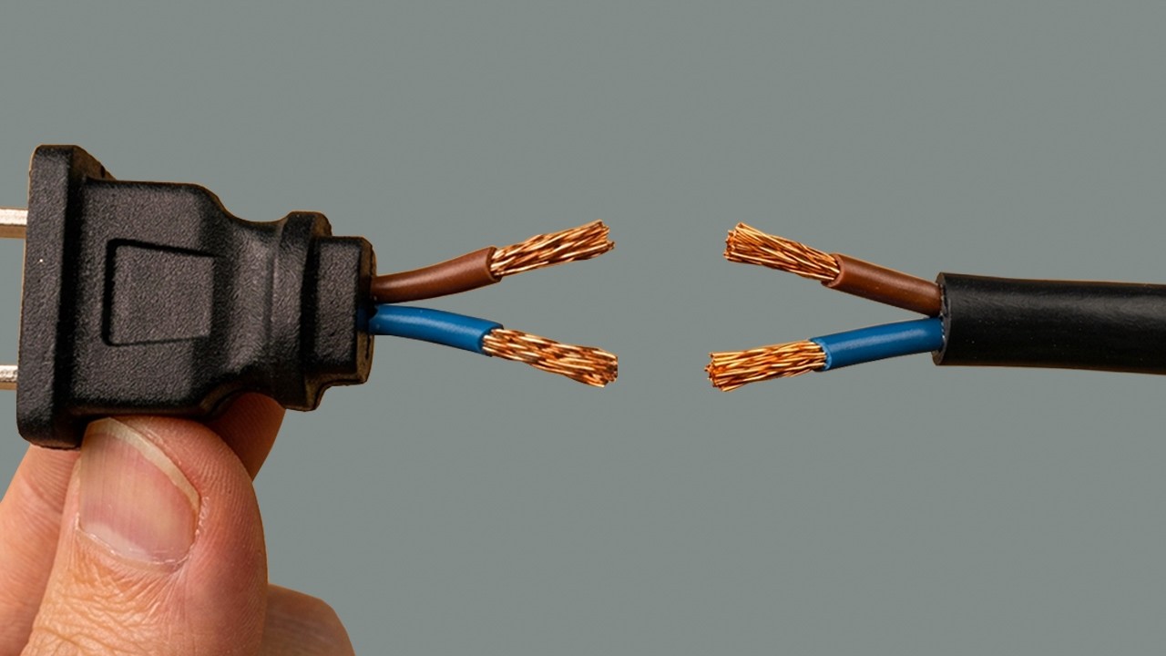 How to Safely Repair a Broken Electrical Plug at Home! Inventor DIY ...