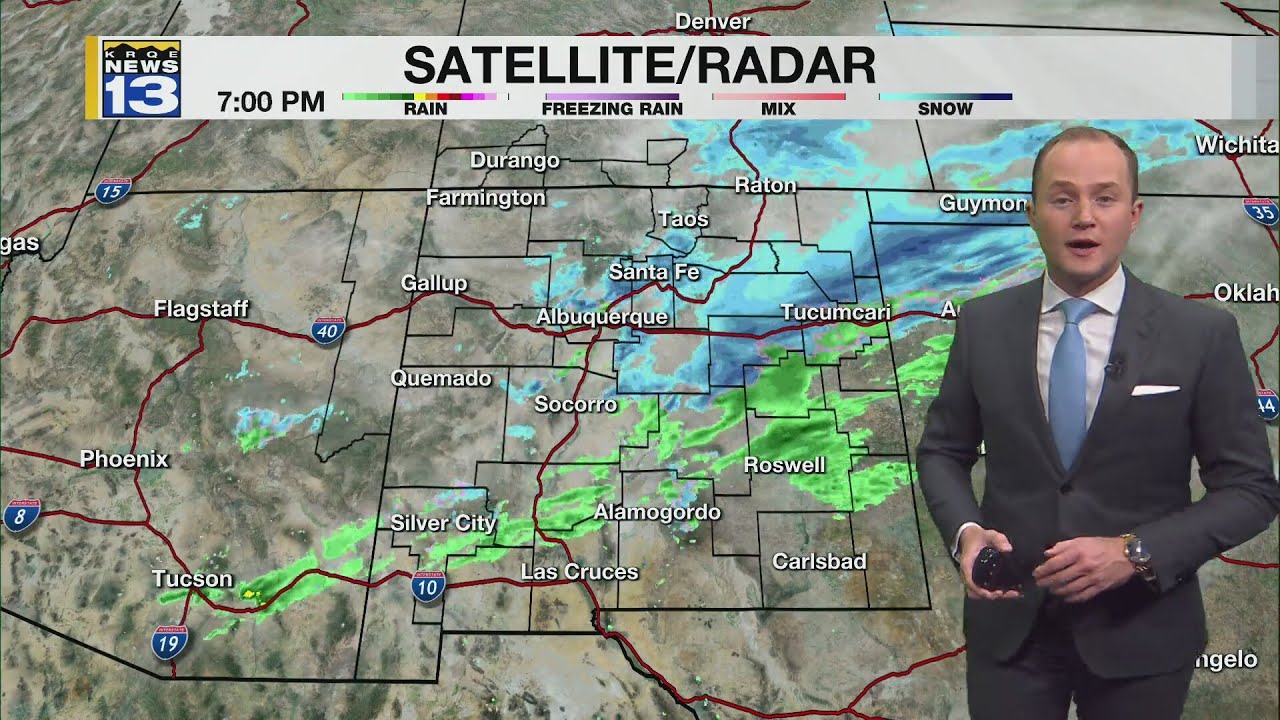 Snow continues in parts of New Mexico Wednesday night - YouTube