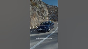 Discover thrilling performance with the all-new Audi A6 Sedan with quattro all-wheel drive. ​