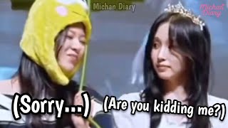 Jeongyeon Couldnt Stop Teasing Mina At The Fansign