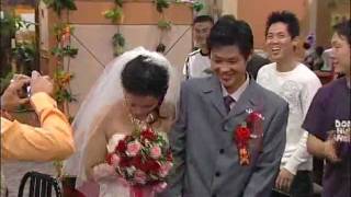 Here Comes the Bride at Wedding Reception in Chinatown Toronto Videography Photography Here Comes the Bride at Wedding Reception in Chinatown Toronto Videography Photography