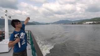 1050714-3（日本京都府天橋立遊船）兩老大超開心！再度包船VIP獨享！早起大頭家有成群海鷗結伴遊湖趣！