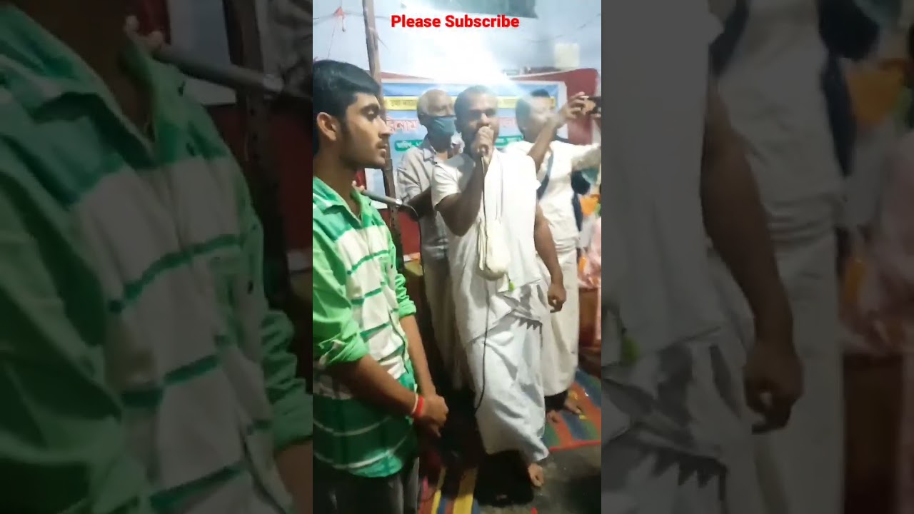 উত্তরবঙ্গ বৈষ্ণব সংঘের গুরুকুলের ভক্তবৃন্দের নৃত্য। 