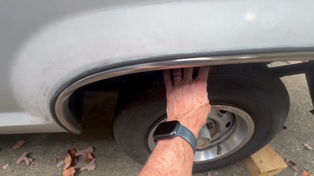 Очень простое снятие кузова грузовика Ford Ranger (замена топливного насоса или замена кузова)