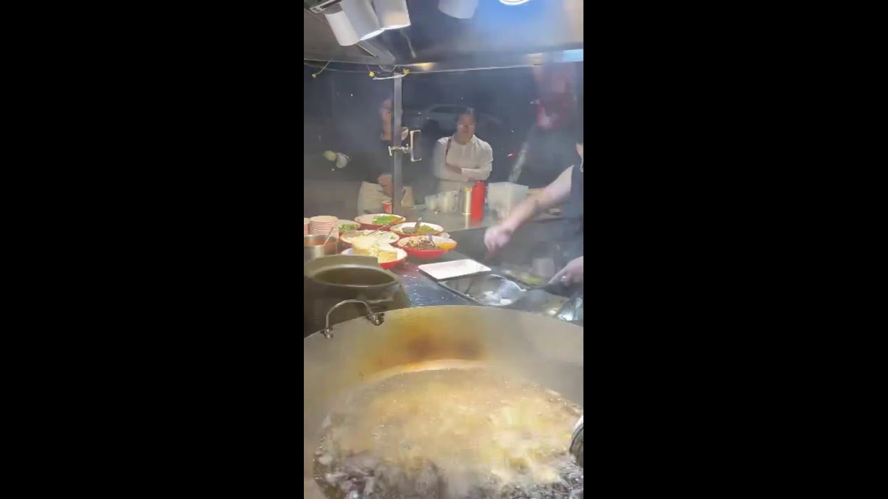 The Street Food Hub – Delicious Food Moments