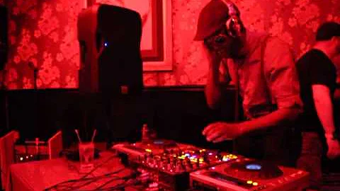 Greg Howze-Live at Igloo at Gypsy Parlor