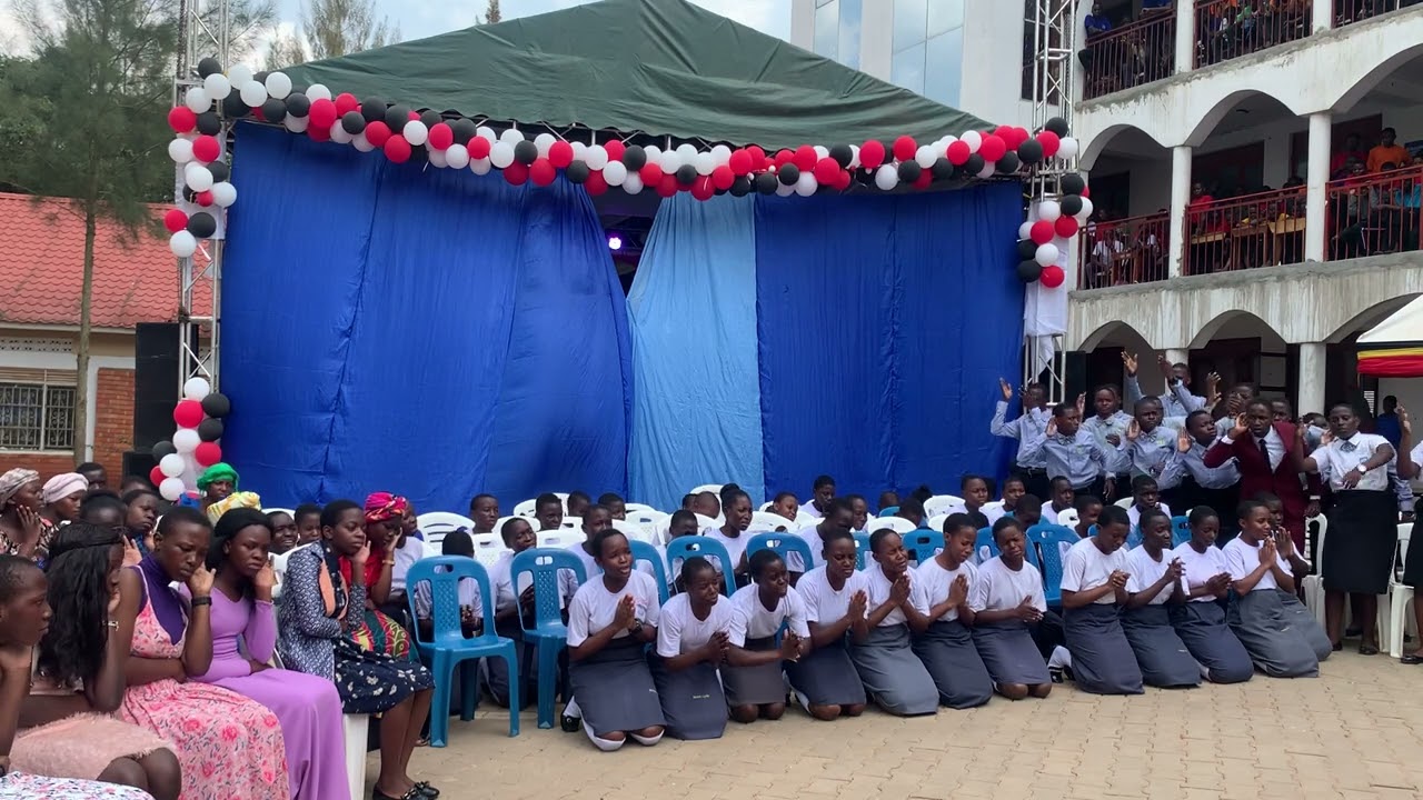 MDD - POEM CANADA HOUSE