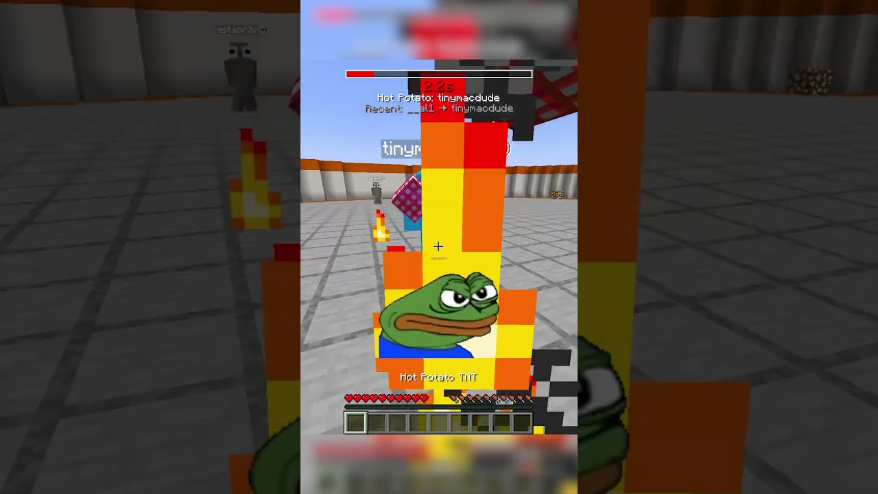 Hot potato is INSANE #shorts #minecraft #minecraftshorts