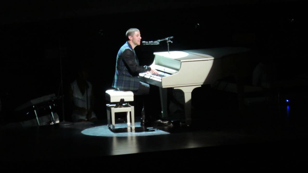 A Little Bit Longer - Nick Jonas live - Future Now Tour Toronto 2016