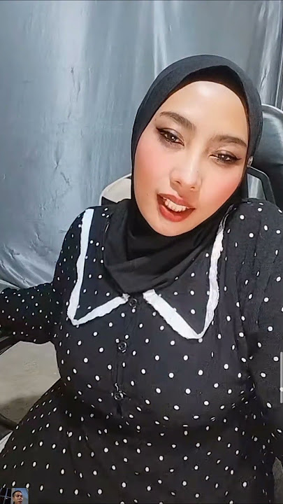 Bigo live jilbab gemoy asyik goyang, cewek cantik viral hot menarik #cantik #hidup #bigo #cewek