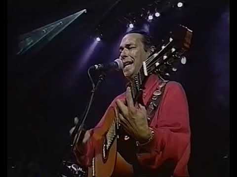 在 YouTube 上观看 Gypsy Kings - La Montaña - Remastered