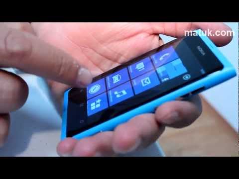Unboxing Nokia Lumia 800