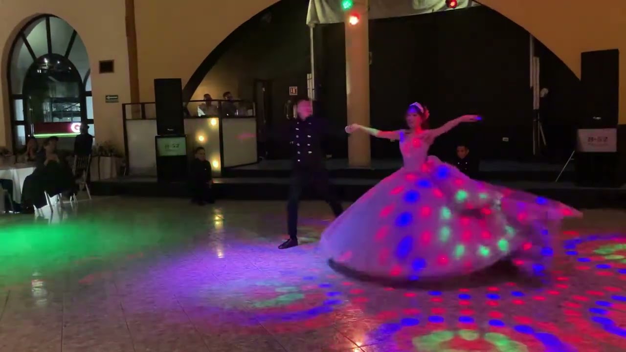 Vals (rapunzel) Xv años / magnífico/ Xv años ARY