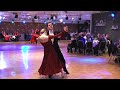 Slowfox von Johanna &amp; Tjark sowie Rebecca und Richard | Weihnachtsball 2022