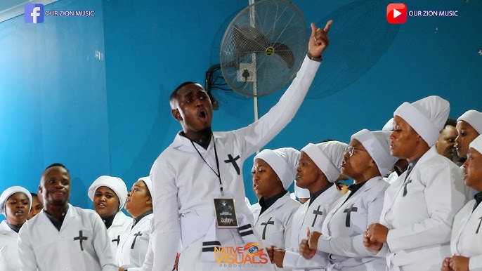 Fohishalar Kuzminkini chaqirishadi Kichik xoroz hd porno