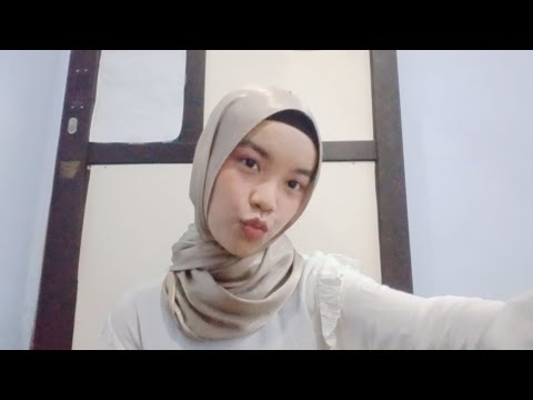 How to Style Your Pashmina Silk Hijab by Dinda Ayu Fatmagandhi 23020154002