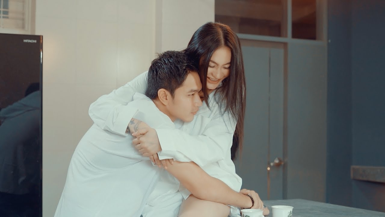 ရက်စက်တယ် - လိမ္မော်သီး | Yat Sat Tal - Lain Maw Thee ( Official Music Video)