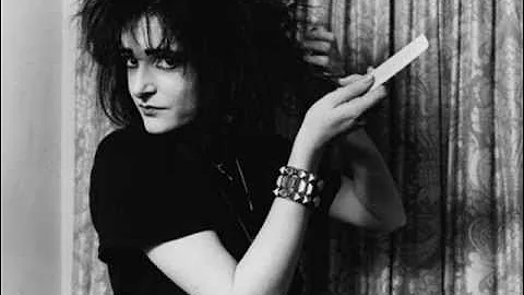 Siouxsie And The Banshees - New Skin