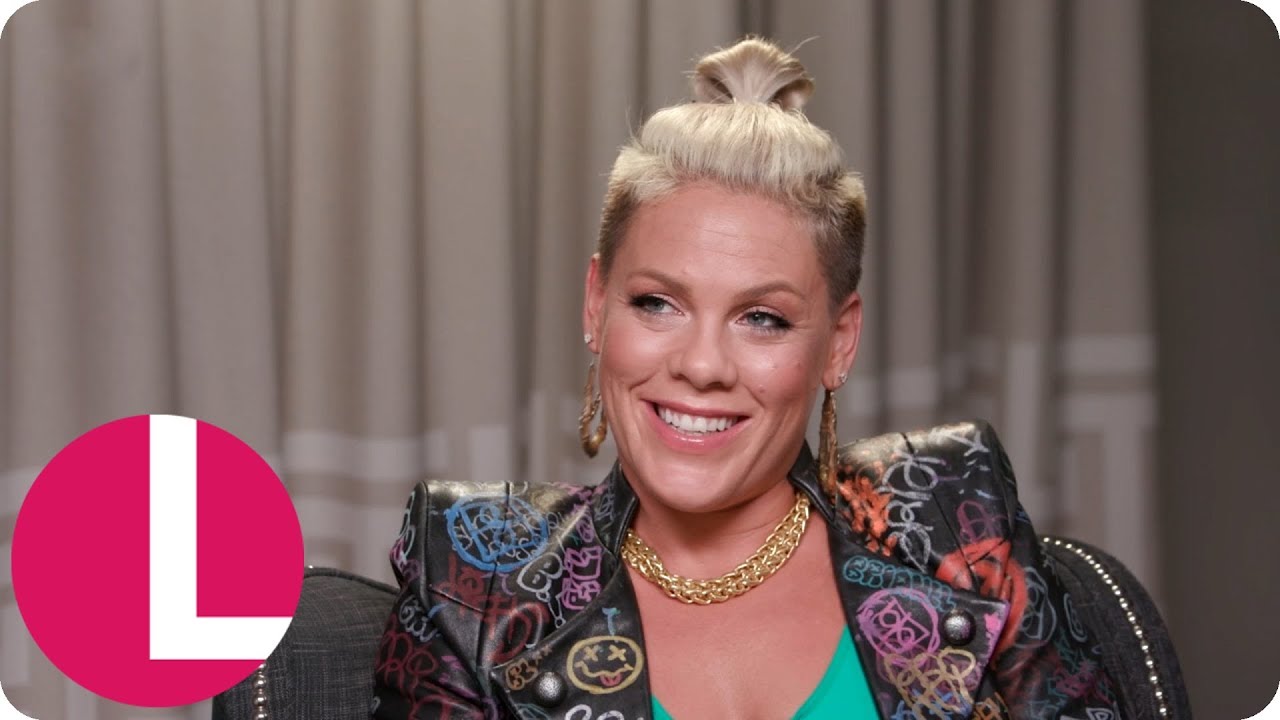 P Nk On Her Family Life And Reuniting With Eminem Lorraine Youtube