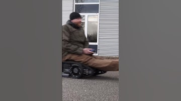 Testing a #tracked #robot with serious #intensions