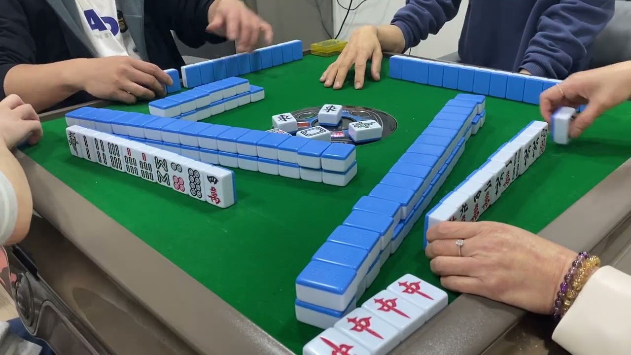 Mahjong386.立直步步高跑馬仔六回之一：每回小一時共六回，上落近萬元。Anthony 小馬 May KK