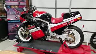 1986 GSX-R 750 Time-Warp Demo