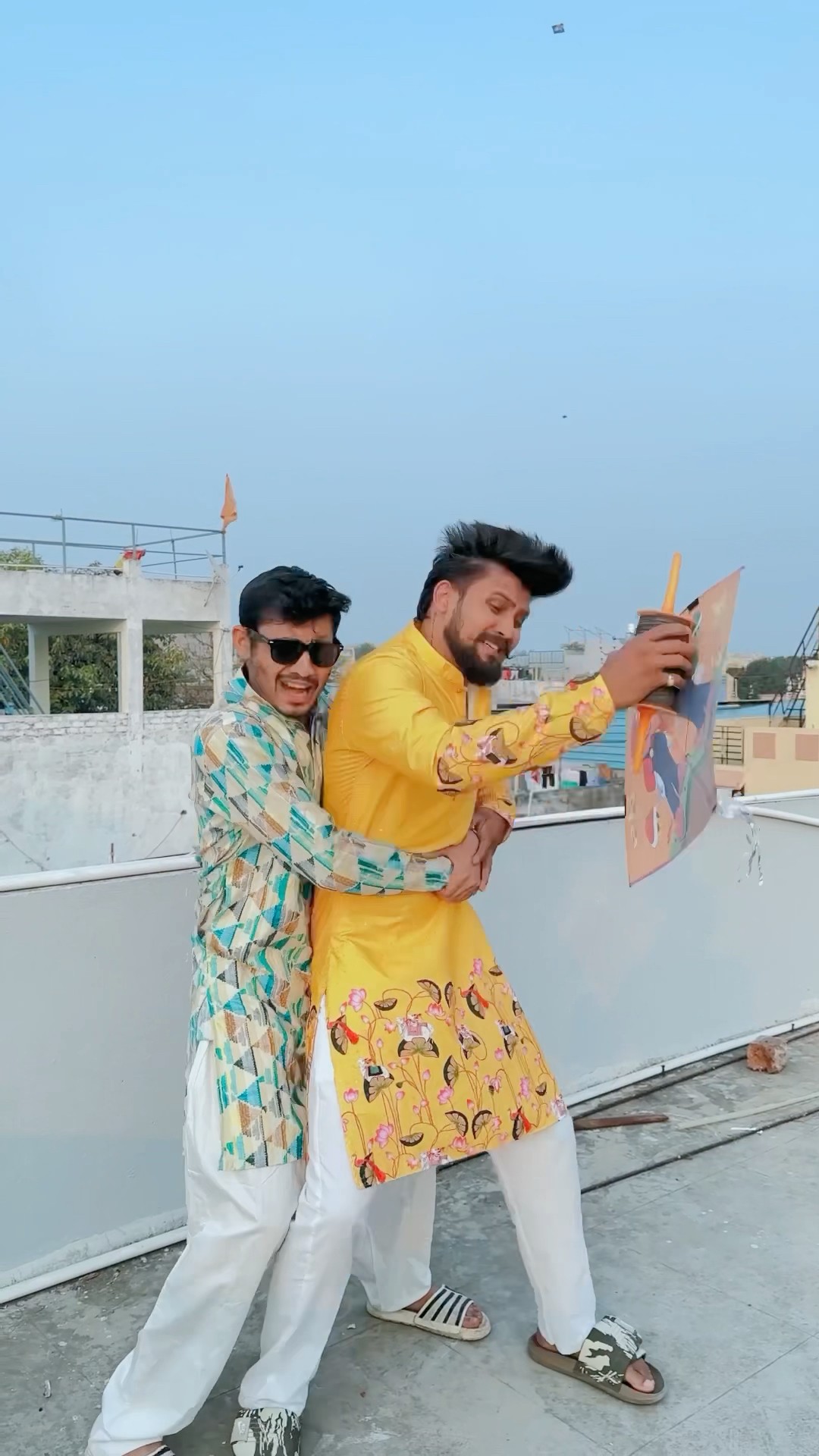 Biwi no.1?||Happy makarsankranti ?️||#comedy #biwino1 #youtubeshorts #happymakarsankranti #golu008