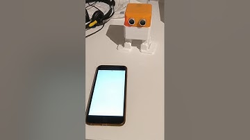 Otto DIY iOS app demo with the Otto robot