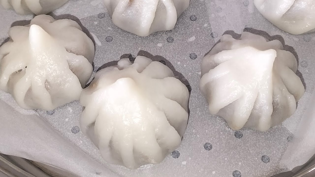 मोदकाला कळ्या कश्या पाडायच्या शिकाल तर साच्या चा मोदक करणारच नाहीत इतकं सोपं आणि मजेदार कृती 