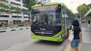 (SMRT) SG3512H On Service 307T Departing Bus Stop 44299