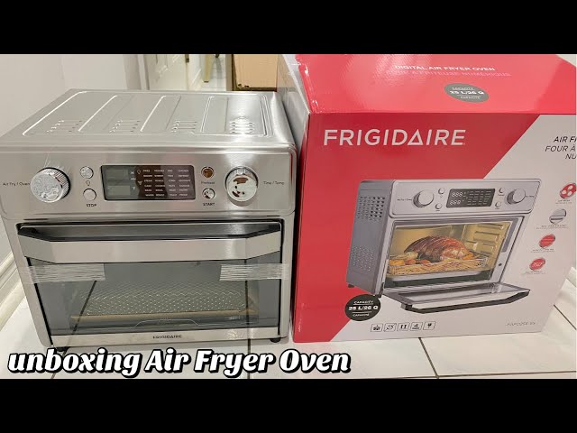 Frigidaire EAFO111-SS Air Fryer Oven, Digital, 26 Quart 10-in-1 Countertop  Toaster Oven 