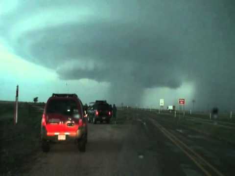 Tornado West of Amarillo 5-22-2012.wmv