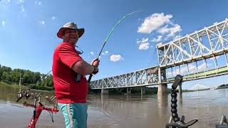 Bumping for MO River catfish  A how to video  Blue Catfish