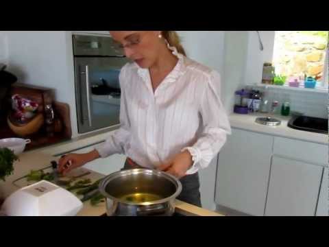 How to prepare fresh broad beans