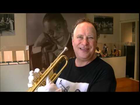 Playing Louis Armstrong&#39;s 1960 to 1961 Selmer balanced action trumpet - YouTube