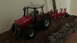Universal hobbies Massey 8690 flat out after harvest💪