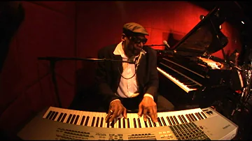 Henry Butler Live in New York Some Iko (c) 2004.