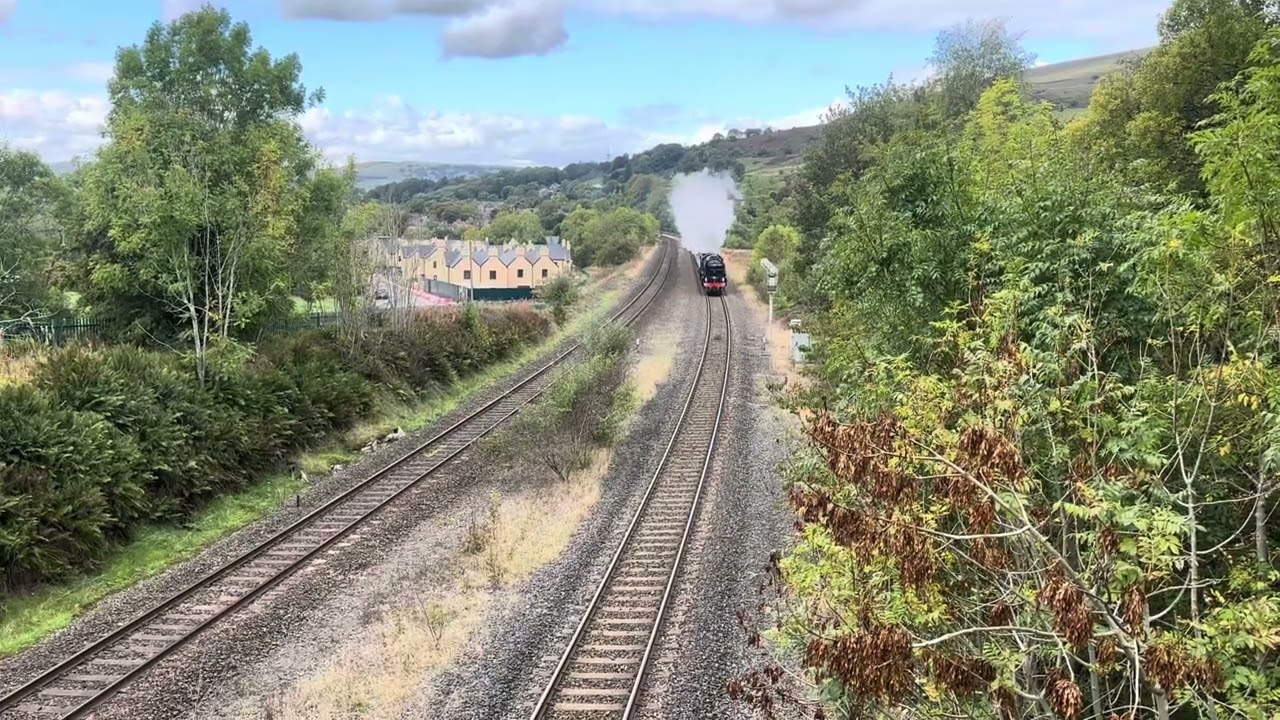 60532 BLUE PETER goes to York. SAPHOS TRAINS White Rose Nr Chinley Nth Junc 26/9/25