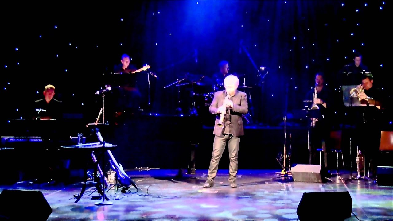 Kenny G's Songbird with Circular Breathing