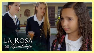 Chelita se gana una beca en un colegio finolis y la llaman piojosa |La Rosa de Guadalupe 2/4 | La...