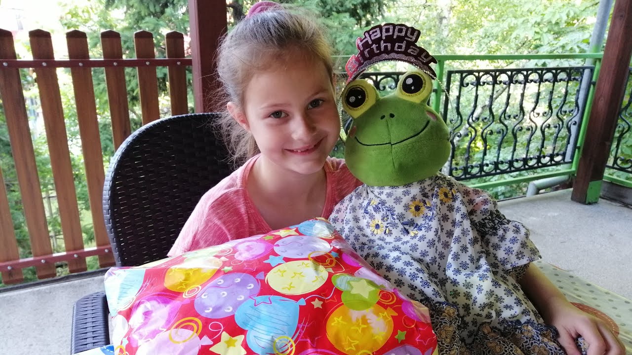 Prvi poklon za 7. rodjendan / torta od slatkiša 🎂