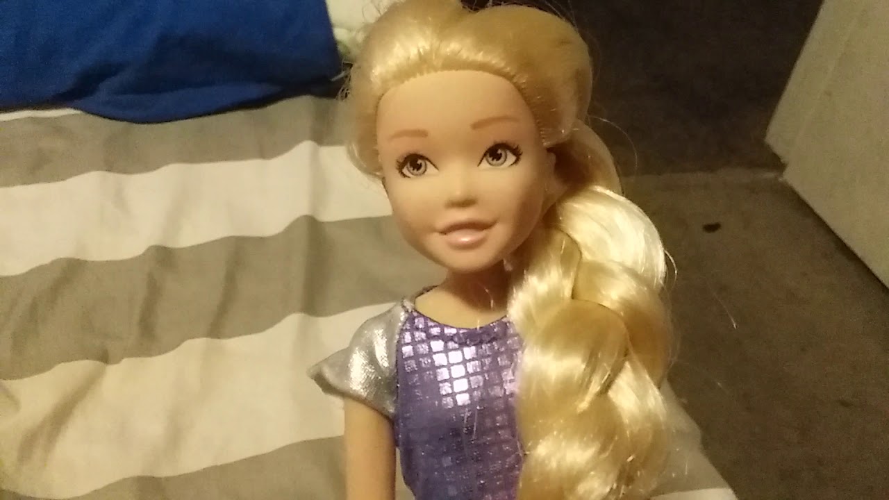 JoJo Siwa- Run Run Rudolph- Doll video - YouTube