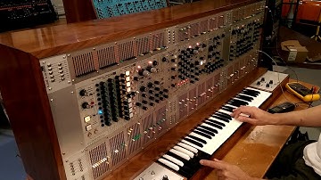 Phil Cirocco demonstrating the ARP 2003 synthesizer by Tonus