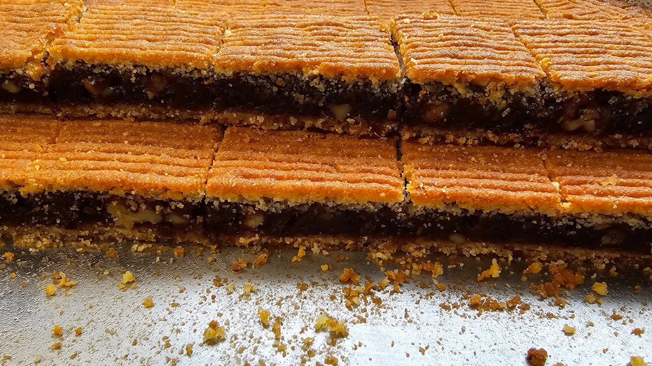 معمول مد بالتمر و طريقتين مختلفين عن التحضير