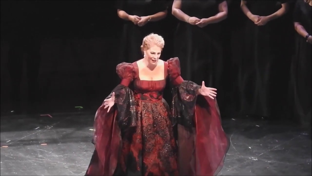 Pvt Video- Historical Tour de force ! S. Radvanovsky Three Queens (Bolena-Stuarda-Elizabeta)
