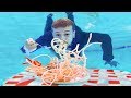 SOKAKTA PARA DAĞITMAK (1 SEKTİRME = 1 TL) - YouTube