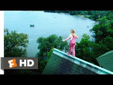 The-Amityville-Horror-(8/12)-Movie-CLIP---Chelsea's-on-the-Roof!-(2005)-HD